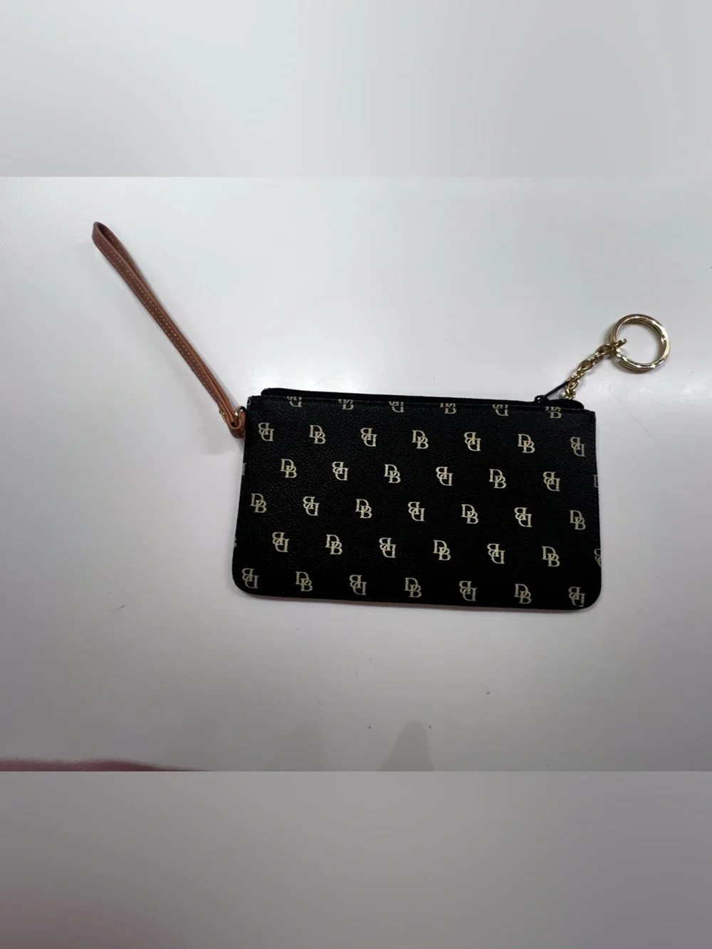 DOONEY & BOURKE SIGNATURE MONOGRAM ZIP BROWN  W/GOLD “DB” LOGO WRISTLET   NWOT